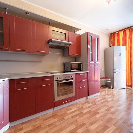 Arenda Kvartiry V Bazhovskom Apartment Екатеринбург Екстериор снимка