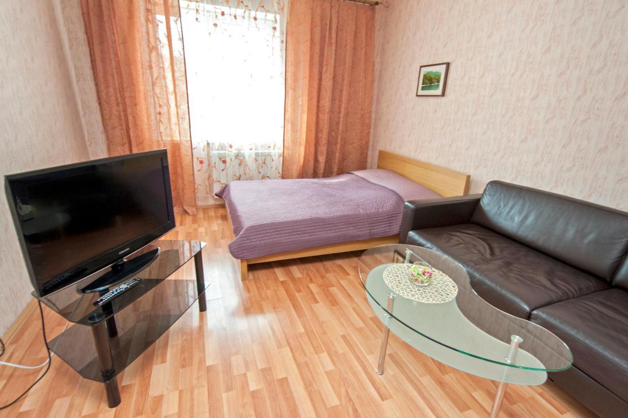 Arenda Kvartiry V Bazhovskom Apartment Екатеринбург Екстериор снимка